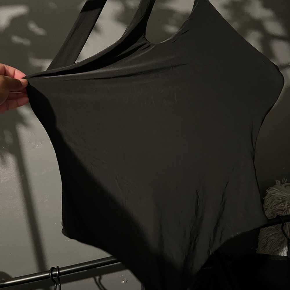 Pretty Little Thing | black one shoulder body suit